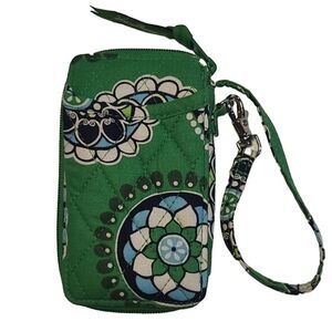 Vera Bradley Cupcakes Wristlet Quilted Medallion Wallet Fabric Zippered Case